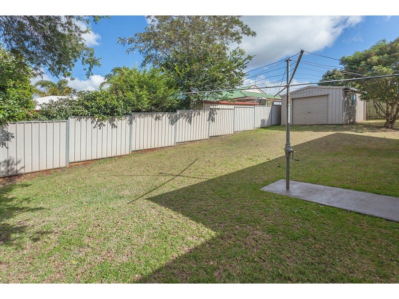 32 Kratzman Court, Kearneys Spring QLD 4350
