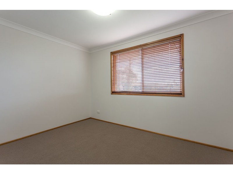 32 Kratzman Court, Kearneys Spring QLD 4350