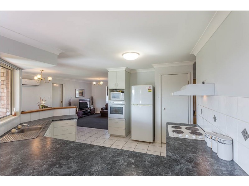 381 Spring Street, Kearneys Spring QLD 4350