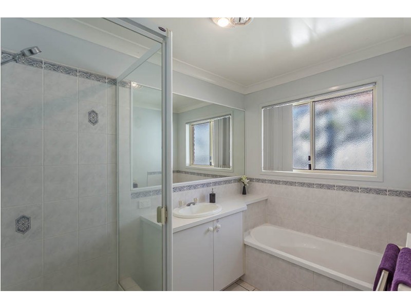 381 Spring Street, Kearneys Spring QLD 4350