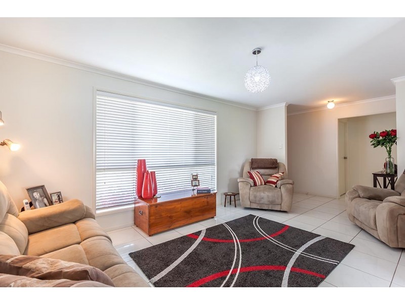 421 Hume Street, Kearneys Spring QLD 4350