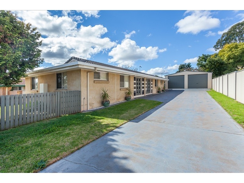 2/18 Kirklees Street, Newtown QLD 4350