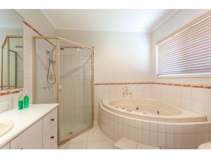 4 Mimosa Court, Rangeville QLD 4350