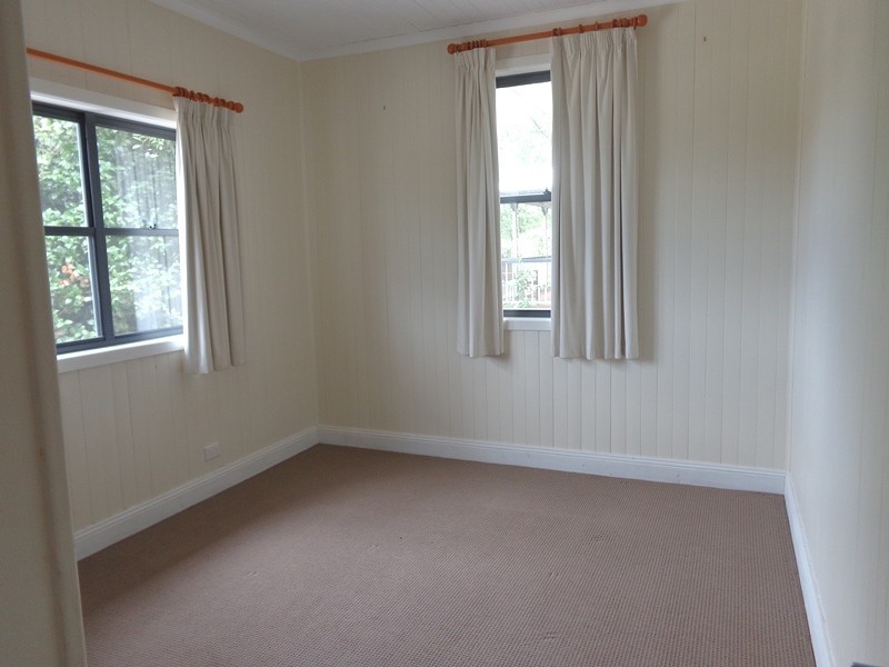 12 Hampshire Street, North Toowoomba QLD 4350