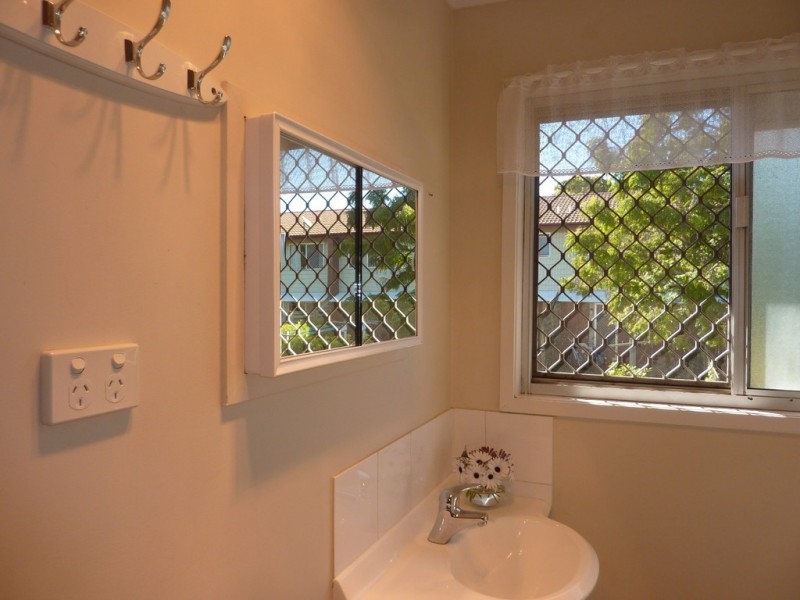 2/6 O’Brien Street, Harlaxton QLD 4350