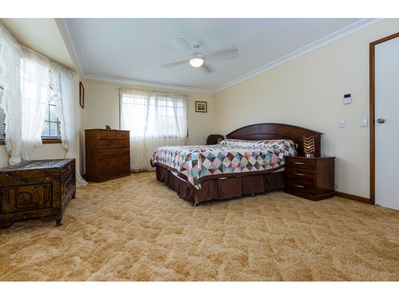 302 Greenwattle Street, Wilsonton Heights QLD 4350