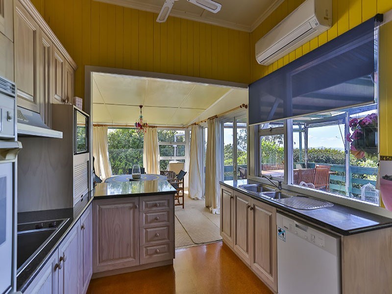 92 Tourist Road, Rangeville QLD 4350