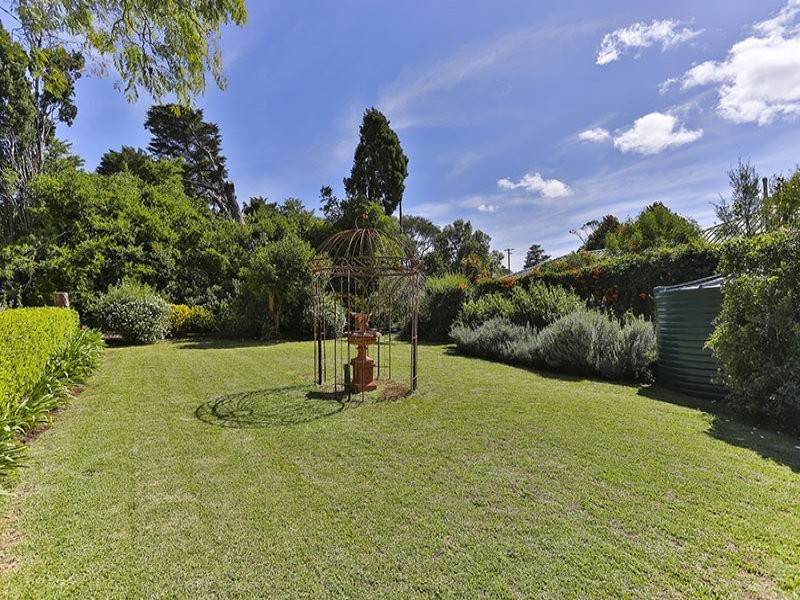 92 Tourist Road, Rangeville QLD 4350