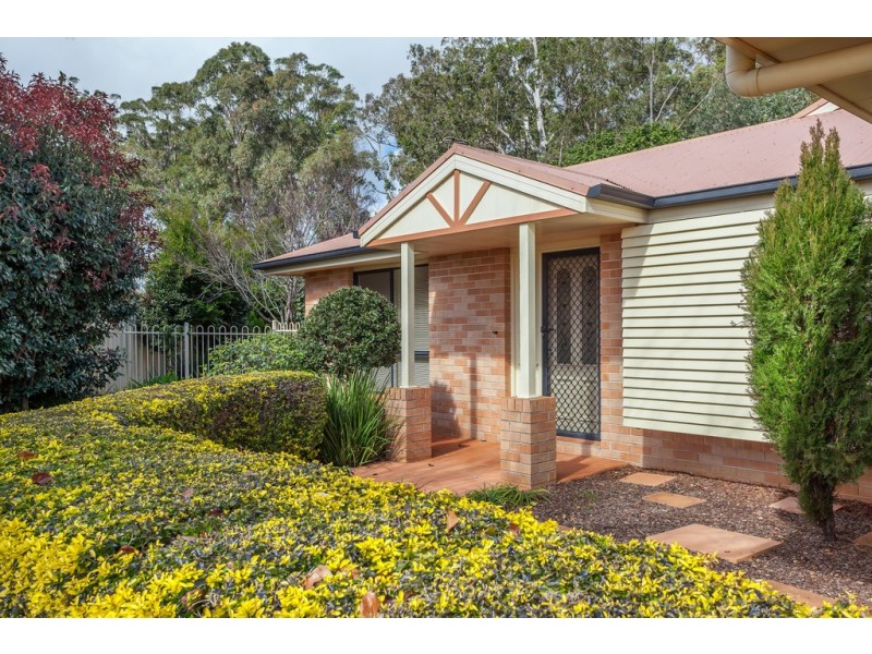 4 Jake Court, Middle Ridge QLD 4350