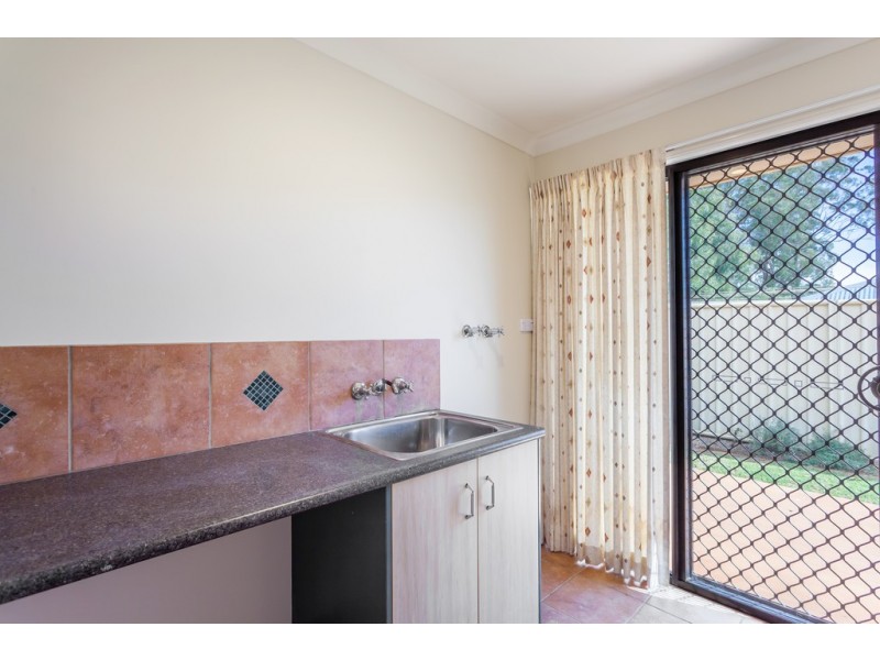 4 Jake Court, Middle Ridge QLD 4350