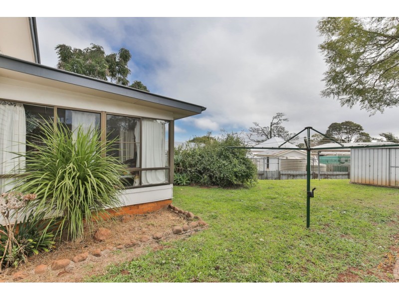 9 Plant Street, Rangeville QLD 4350