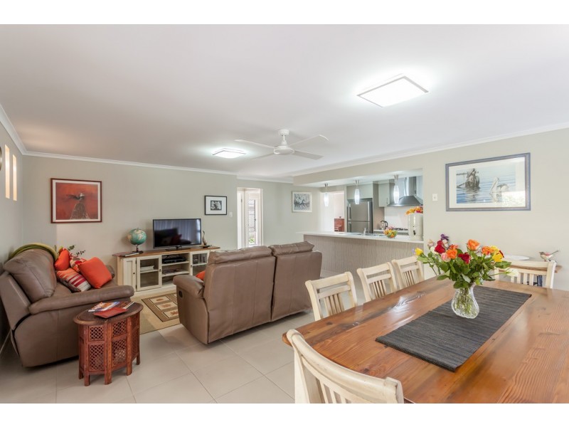 30 Nursery Drive, Middle Ridge QLD 4350