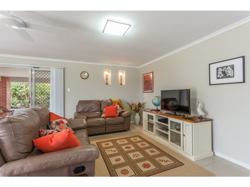 30 Nursery Drive, Middle Ridge QLD 4350