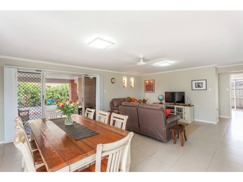 30 Nursery Drive, Middle Ridge QLD 4350
