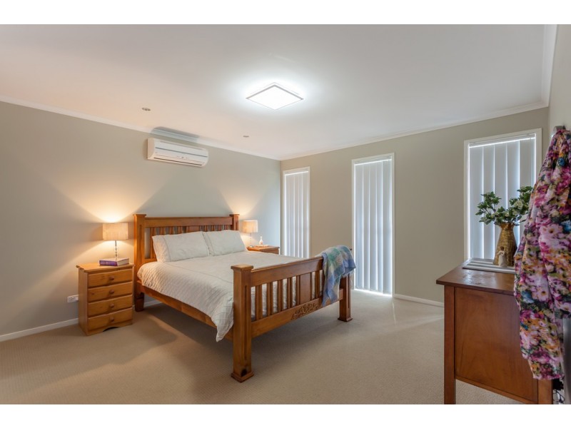 30 Nursery Drive, Middle Ridge QLD 4350