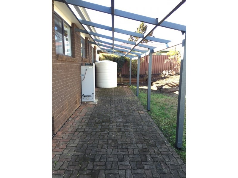 36 Hinkler Crescent, Wilsonton QLD 4350