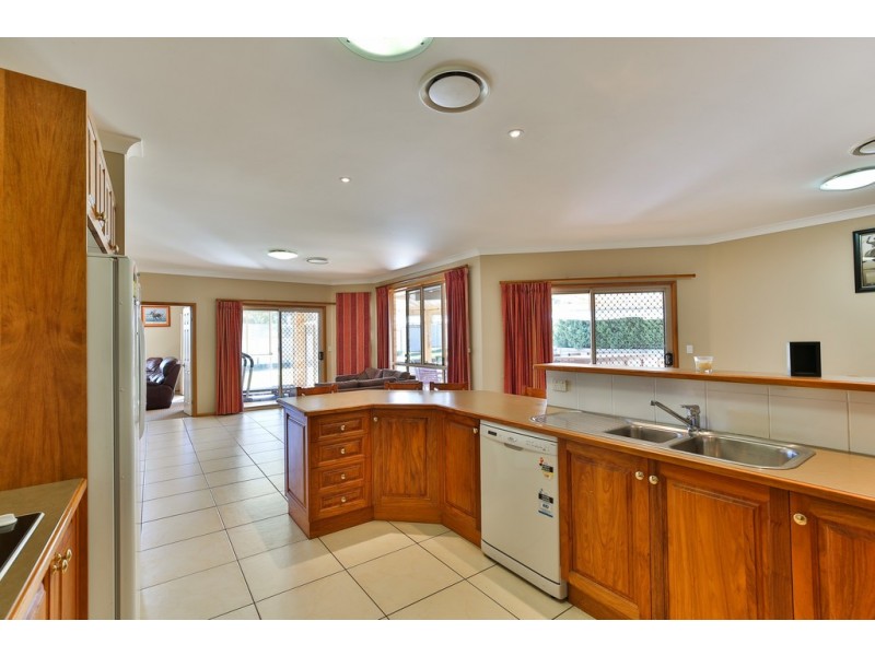 2A Academy Court, Glenvale QLD 4350