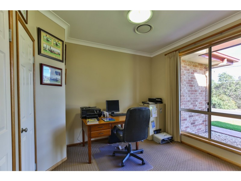 2A Academy Court, Glenvale QLD 4350