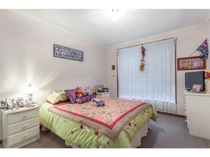 4 Selkirk Court, Highfields QLD 4352