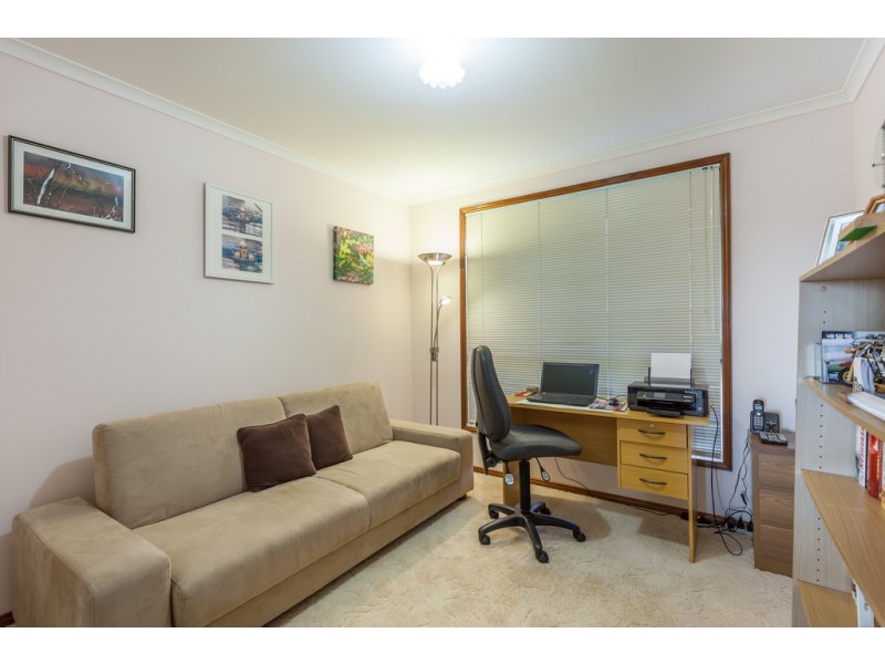 4 Selkirk Court, Highfields QLD 4352