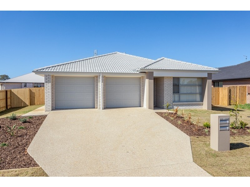 1/5 Bishop Street, Cambooya QLD 4358