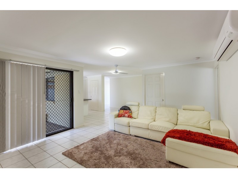 13 Lobwein Court, Middle Ridge QLD 4350