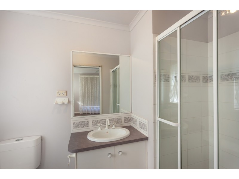 97 Hursley Road, Glenvale QLD 4350