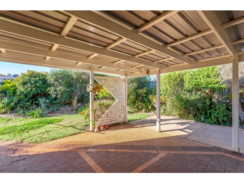 97 Hursley Road, Glenvale QLD 4350