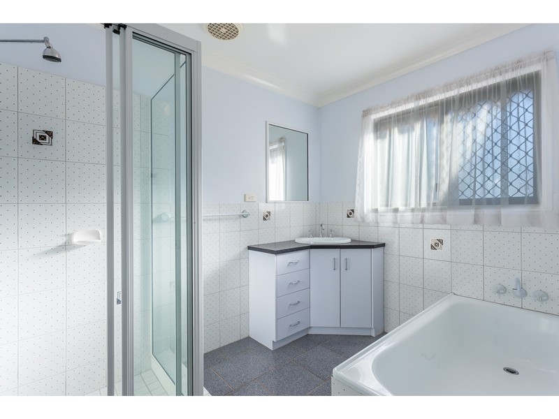 26 Moore Crescent, Wilsonton QLD 4350