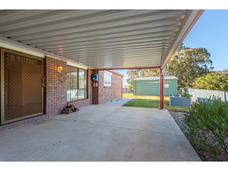 26 Moore Crescent, Wilsonton QLD 4350