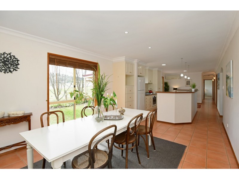 12 Andrews Court, Hodgson Vale QLD 4352