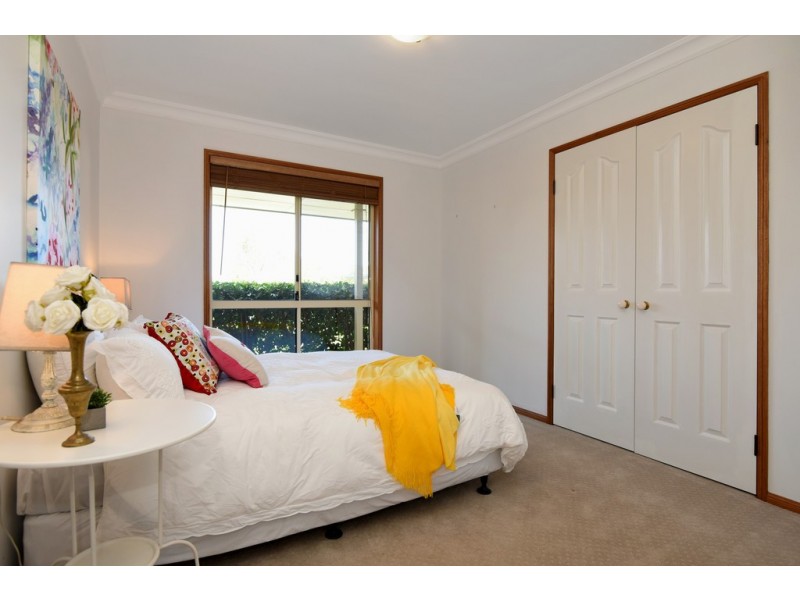 12 Andrews Court, Hodgson Vale QLD 4352