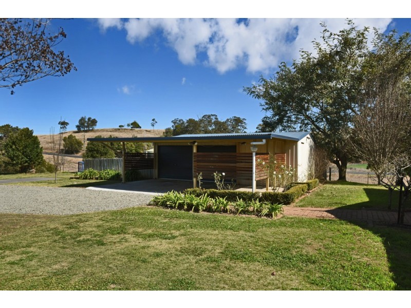 12 Andrews Court, Hodgson Vale QLD 4352