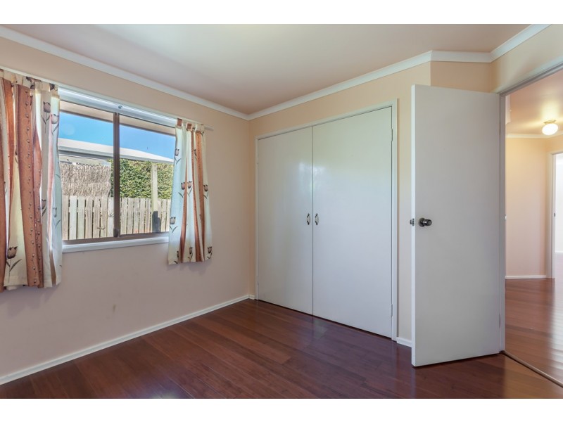 19 Lorraine Crescent, Centenary Heights QLD 4350