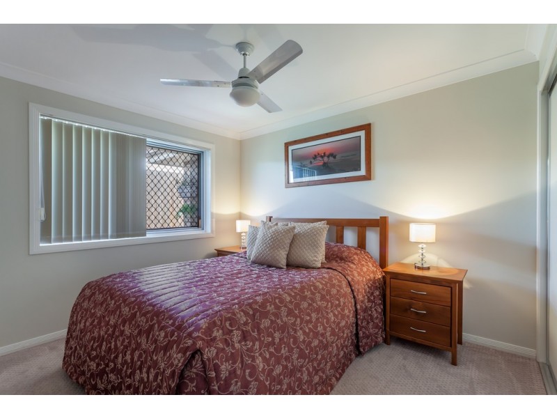 8 Plover Court, Highfields QLD 4352