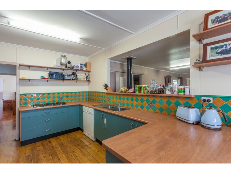 1 McLeish Street, Harristown QLD 4350