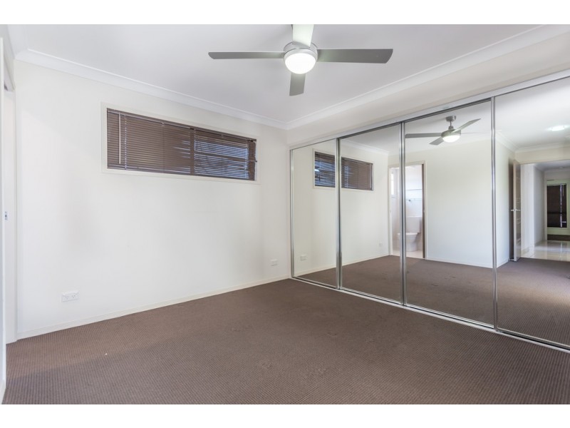 11 Grandslam Street, Glenvale QLD 4350