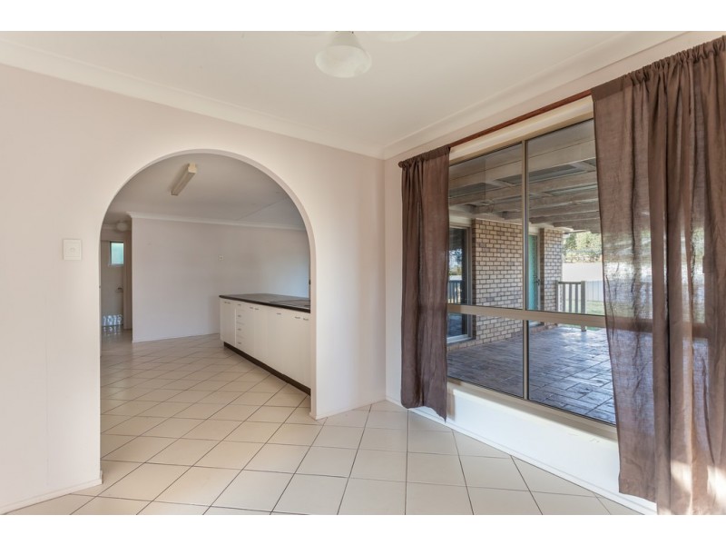 10 Moore Crescent, Wilsonton QLD 4350