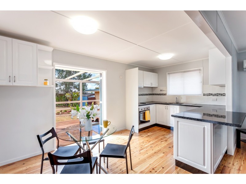 11 Doherty Street, Rockville QLD 4350