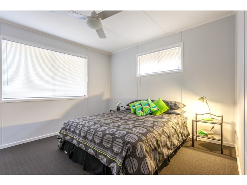 11 Doherty Street, Rockville QLD 4350