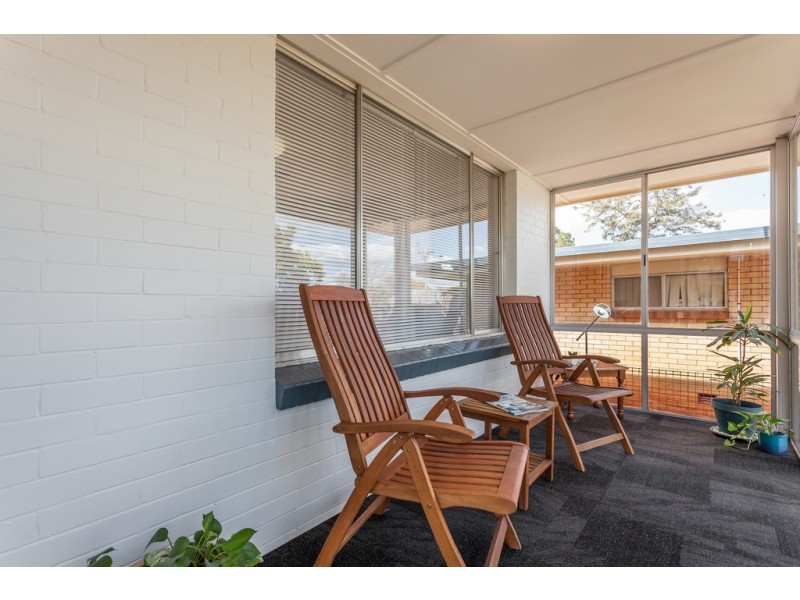 11 Doherty Street, Rockville QLD 4350