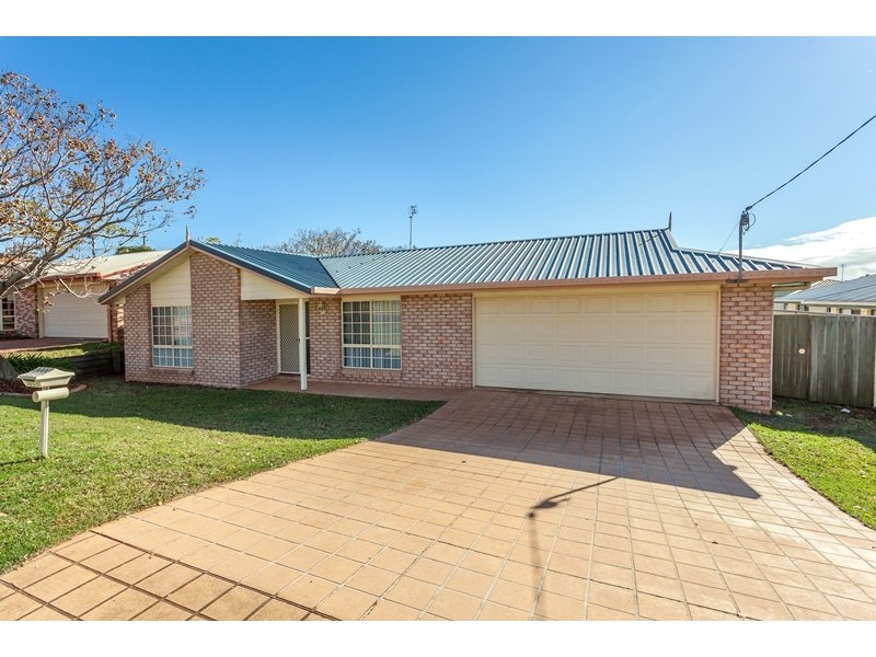 381 Spring Street, Kearneys Spring QLD 4350