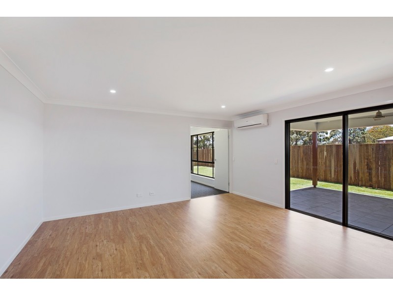 15 Entabeni Drive, Kearneys Spring QLD 4350