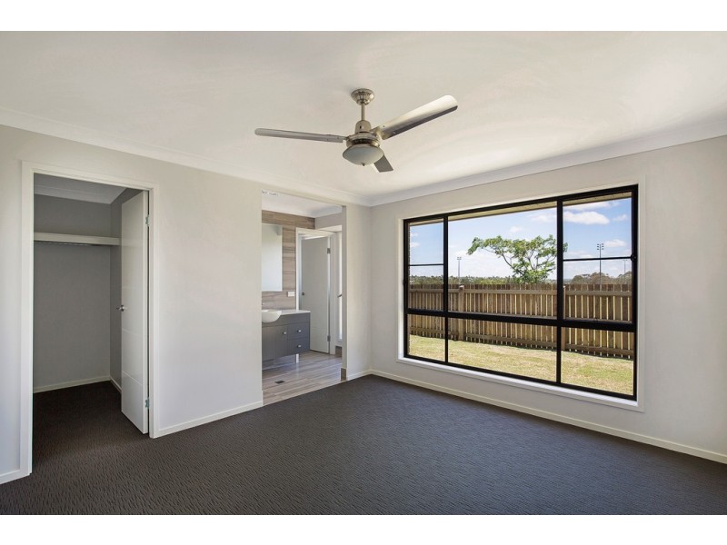 15 Entabeni Drive, Kearneys Spring QLD 4350
