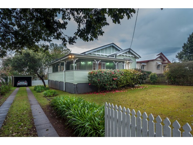 163 Long Street, South Toowoomba QLD 4350