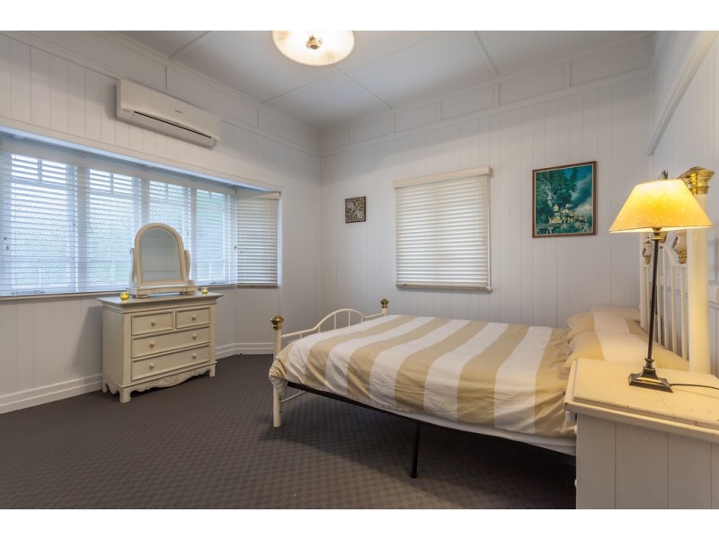 163 Long Street, South Toowoomba QLD 4350