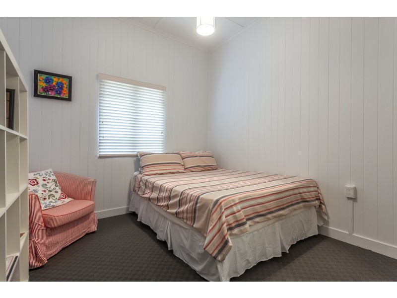 163 Long Street, South Toowoomba QLD 4350