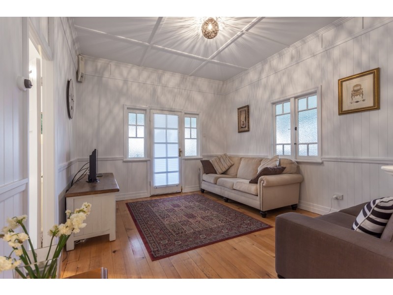 163 Long Street, South Toowoomba QLD 4350