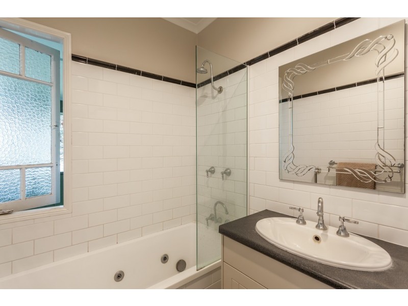 163 Long Street, South Toowoomba QLD 4350