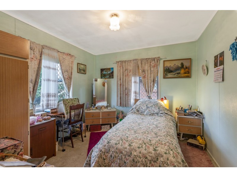 46 Jellicoe Street, Mount Lofty QLD 4350